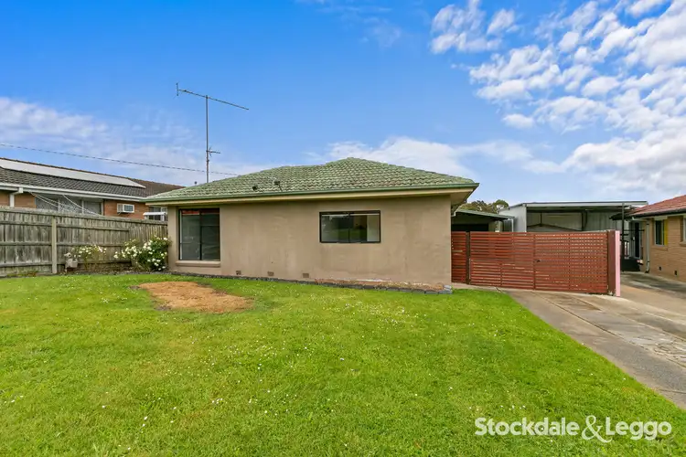 7 Banksia Crescent