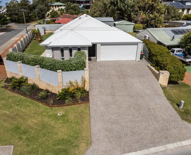 1 Marlin Way, Golden Bay WA 6174