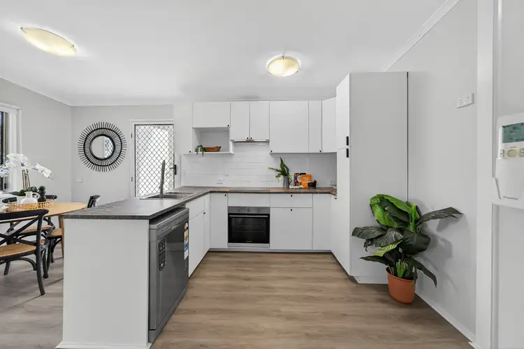 15 Blazey Street, Kallangur QLD 4503