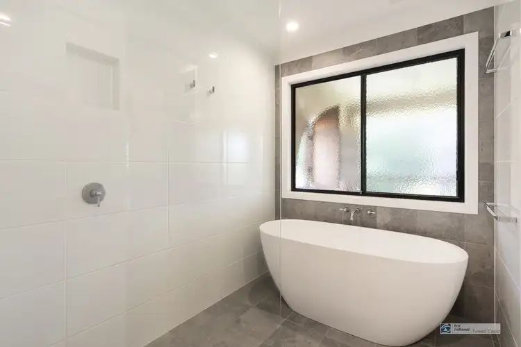 43 Skyline Drive, Tweed Heads West NSW 2485