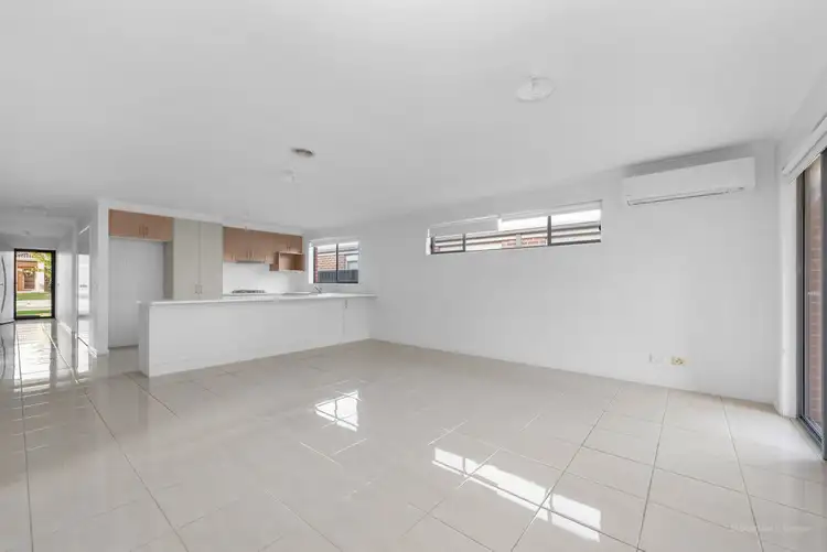 Fifth view of Homely house listing, 7 Bronzewing Street, Pakenham VIC 3810