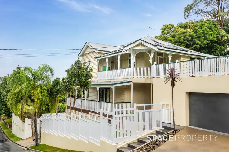 17a Siemon Street, Toowong QLD 4066