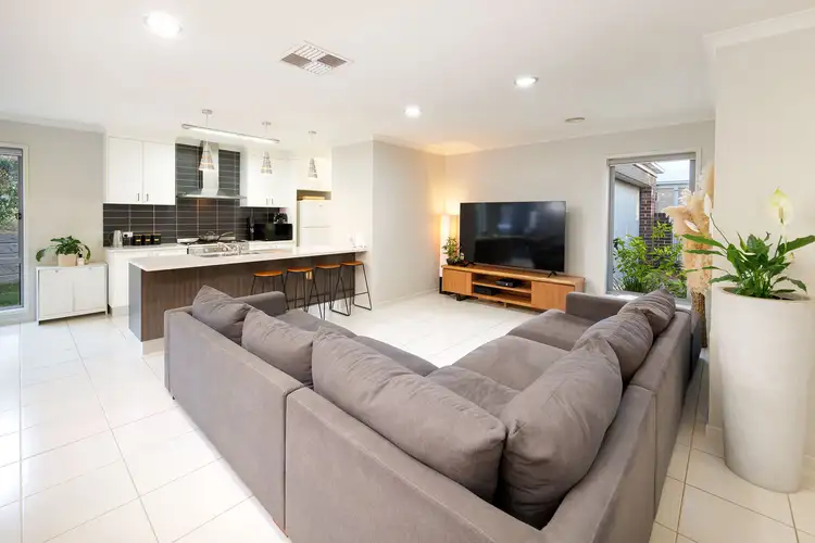 Seventh view of Homely townhouse listing, 2/17 Thorneycroft Avenue, Wodonga VIC 3690