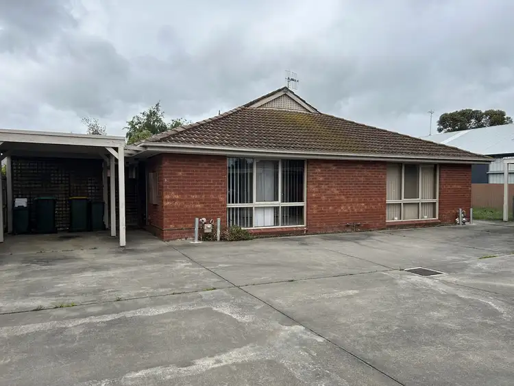 3/11 Dean Court, Colac VIC 3250