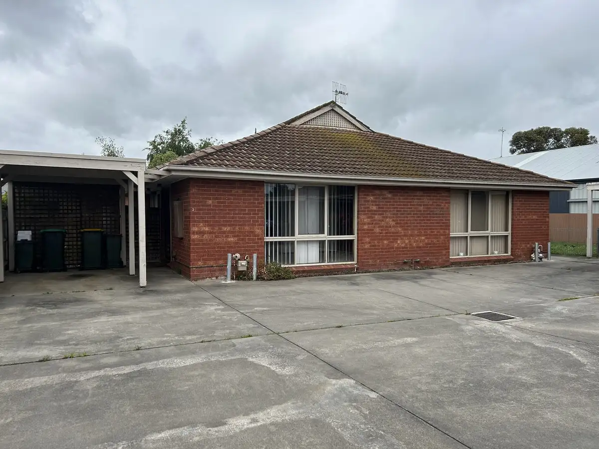 Main view of Homely unit listing, 3/11 Dean Court, Colac VIC 3250