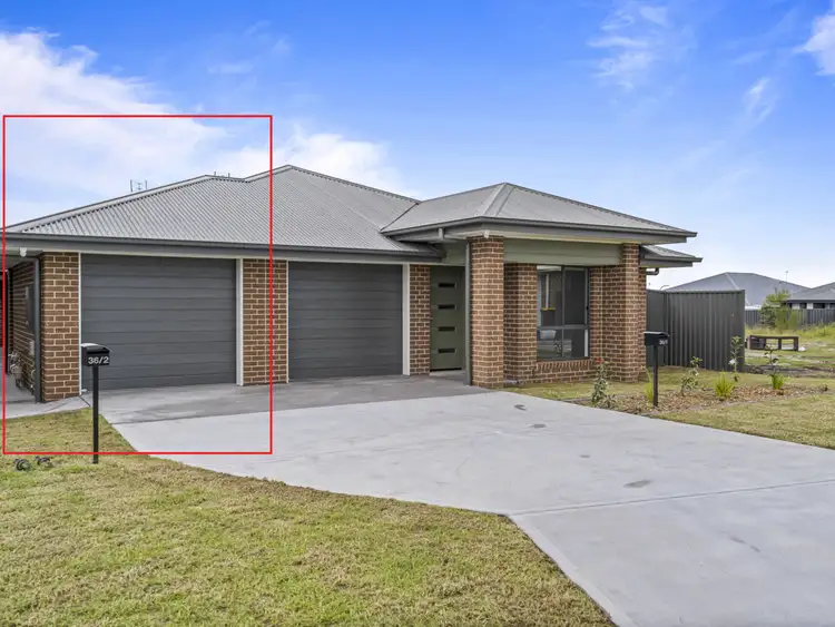 2/36A Crestwood Road, Thornton NSW 2322