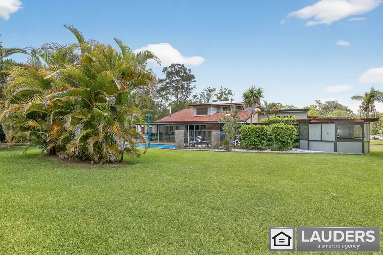 9 Kolinda Drive, Old Bar NSW 2430