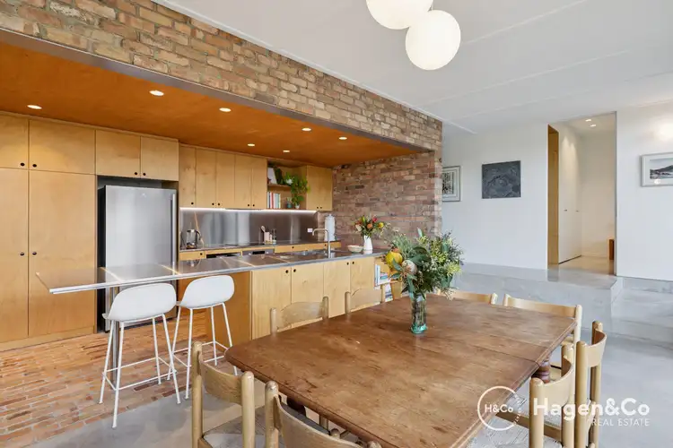 32A Hinderwell Street