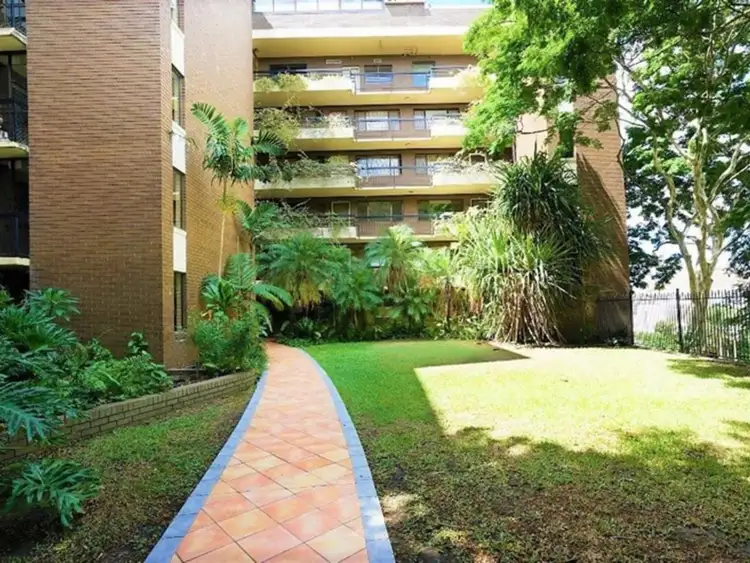 8/237 Wellington Road, East Brisbane QLD 4169