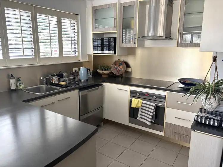 Second view of Homely unit listing, 8/237 Wellington Road, East Brisbane QLD 4169