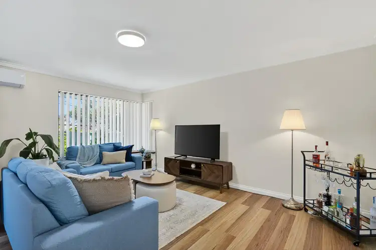 Fourth view of Homely unit listing, 2/6 Kitchener Road, Melville WA 6156