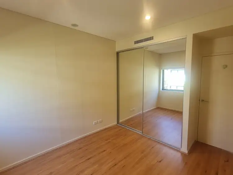 Fourth view of Homely unit listing, 429/6 Victoria Park Parade, Zetland NSW 2017