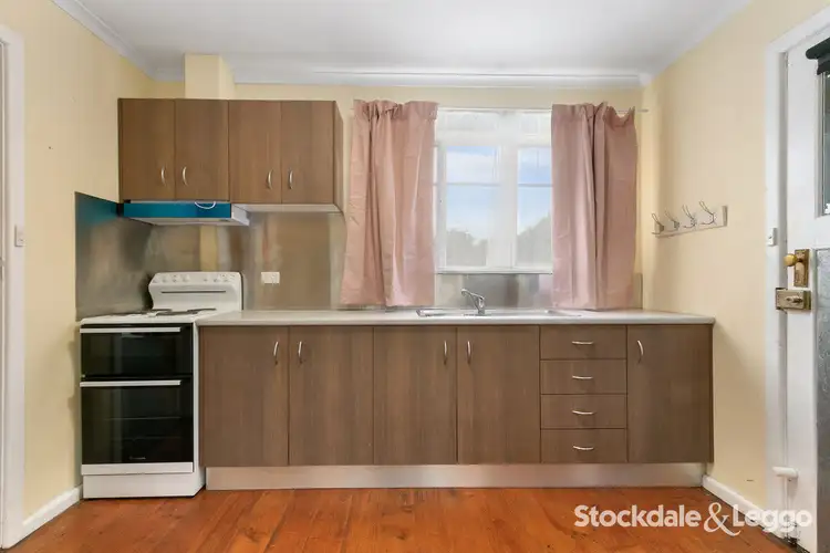 Fourth view of Homely unit listing, 10A Jennifer Street, Morwell VIC 3840