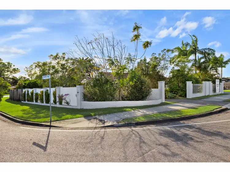 1-3 Chestnut Crs, Victoria Point QLD 4165