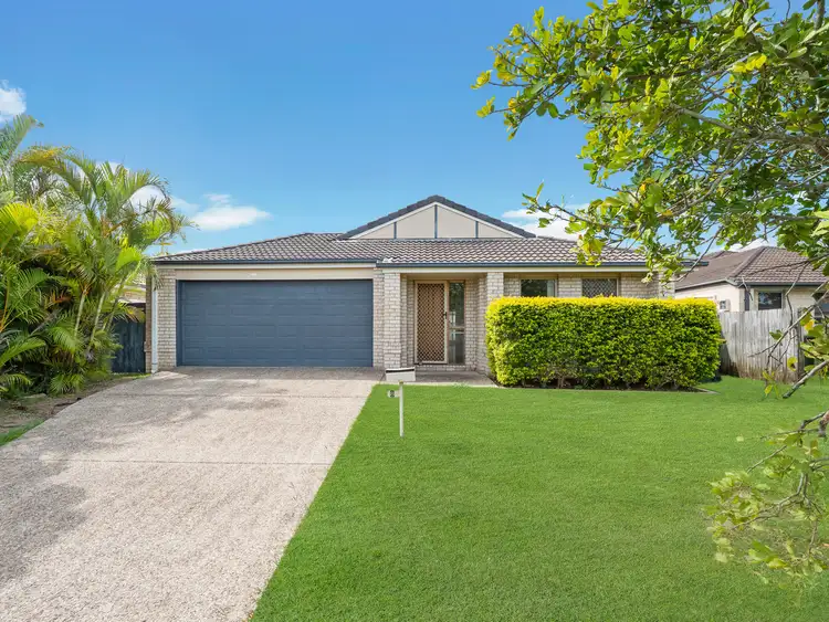 8 Maclean Close, Fitzgibbon QLD 4018