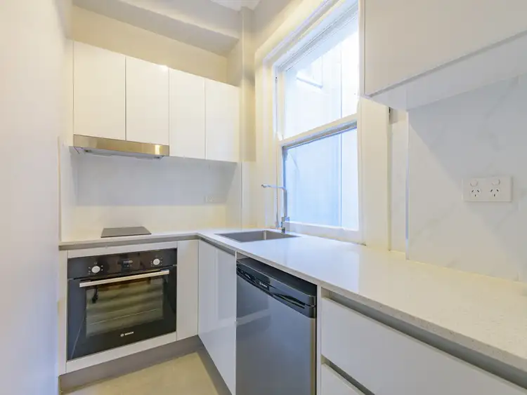 Third view of Homely apartment listing, 17/37 Elizabeth Bay, Elizabeth Bay NSW 2011