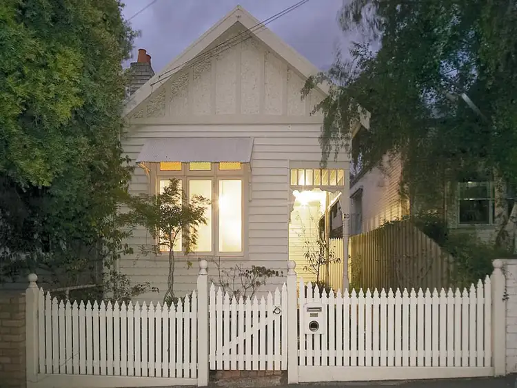 20 The Ridgeway, Kensington VIC 3031