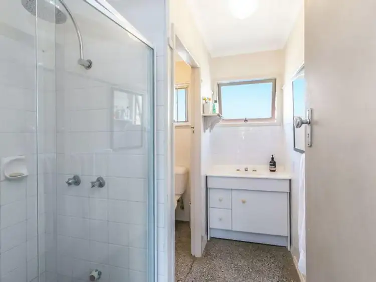 Fifth view of Homely flat listing, 2/33 Dyne Street, Red Hill QLD 4059