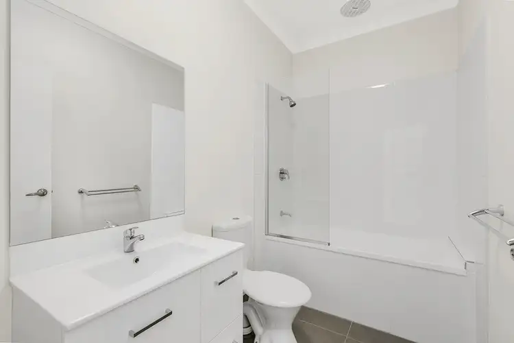 Fifth view of Homely semi-detached listing, 1/9 Wundowie Street, Nerang QLD 4211