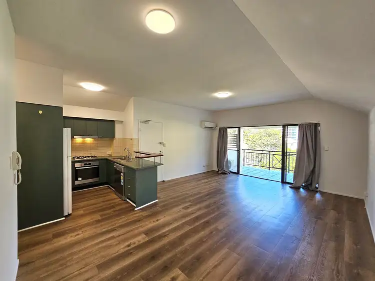 Third view of Homely apartment listing, 19/71 Birley Street, Spring Hill QLD 4000