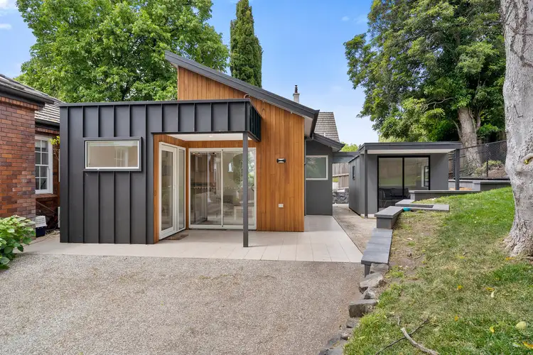 1 Melrose Court, Sandy Bay TAS 7005