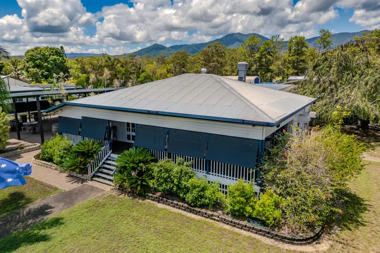 219-221 Victoria Street, Cardwell QLD 4849