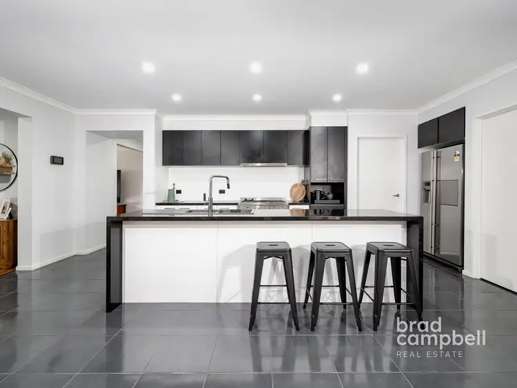 Fifth view of Homely house listing, 28 Whitton Avenue, Kialla VIC 3631