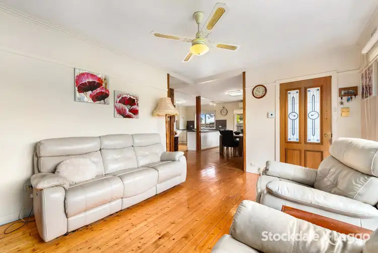 Second view of Homely house listing, 7 Graham Crescent, Traralgon VIC 3844