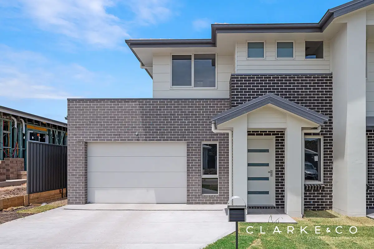 Main view of Homely townhouse listing, 1/12 Stratford Avenue, Thornton NSW 2322