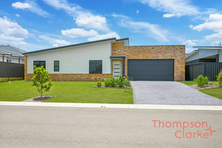 27 Caputar Way, Lochinvar NSW 2321