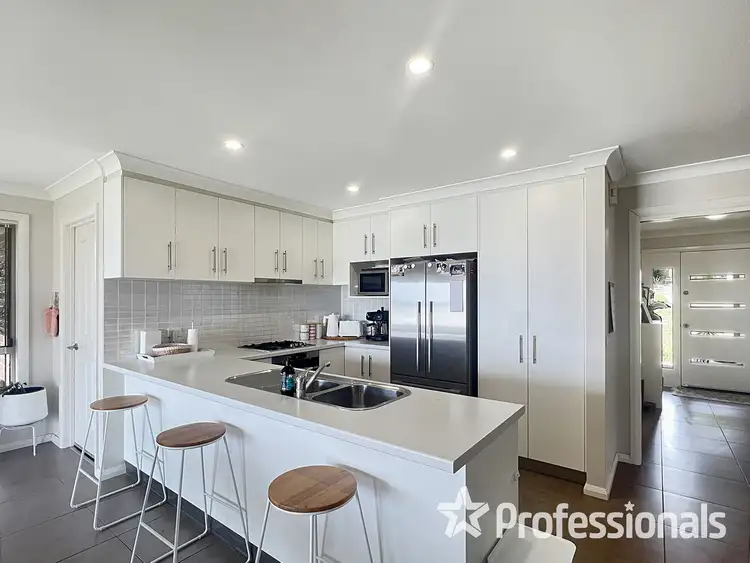 Third view of Homely house listing, 18 Osterley Street, Bourkelands NSW 2650