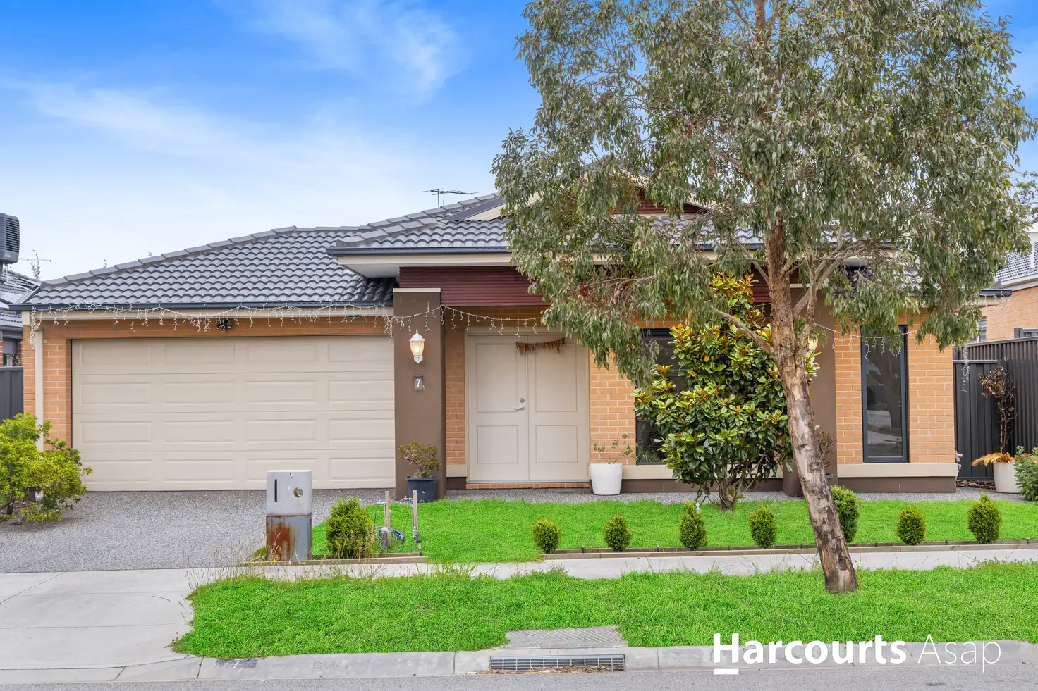 Main view of Homely house listing, 7 Revelstoke Crescent, Pakenham VIC 3810