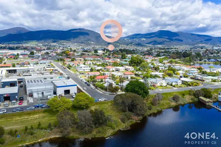 32 Gepp Parade, Derwent Park TAS 7009