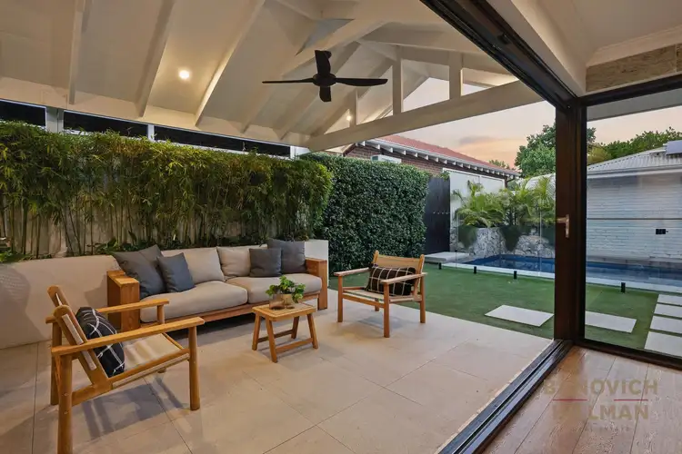 6 Fourth Avenue, Applecross WA 6153