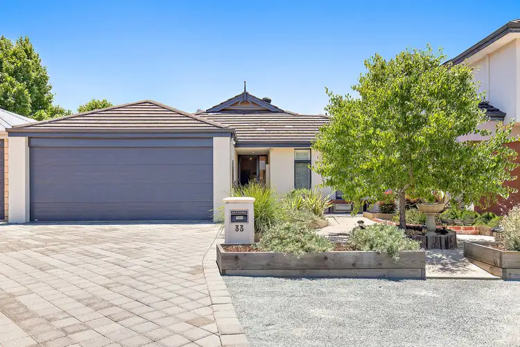 33 Hungerford Close, Canning Vale WA 6155