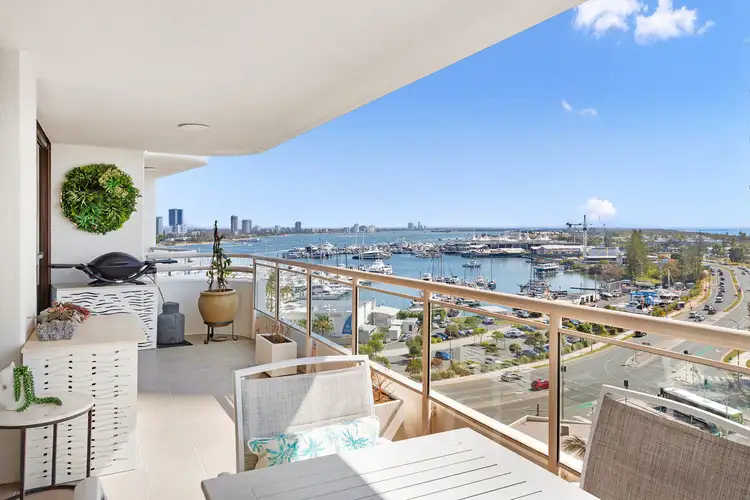 40/3 Cunningham Avenue, Main Beach QLD 4217