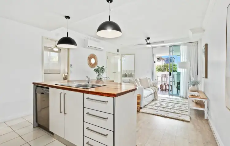 1104/10 Fifth Avenue, Palm Beach QLD 4221