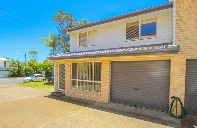 Second view of Homely townhouse listing, 1/35 Kingscliff Street, Kingscliff NSW 2487