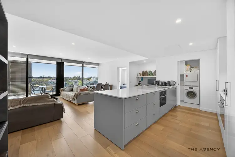 11/16 Marina Drive, Ascot WA 6104