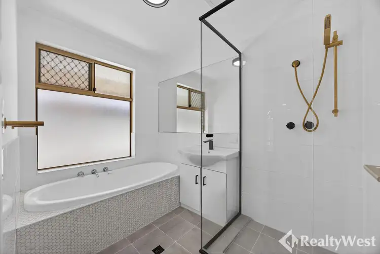 33/99 Stafford Road, Kenwick WA 6107