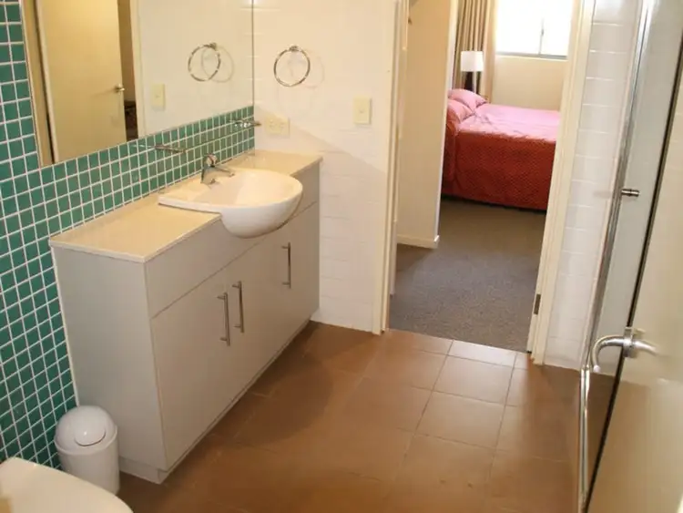 1064/1 Ocean Street, Burleigh Heads QLD 4220