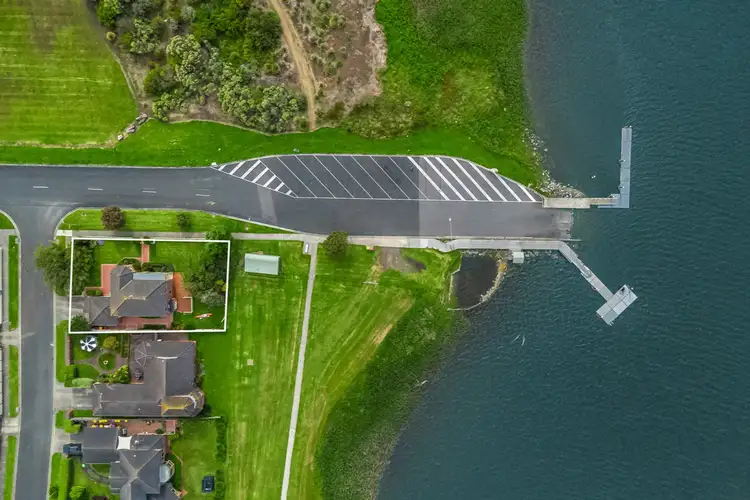 Second view of Homely house listing, 1 Dunvegan Court, Warrnambool VIC 3280