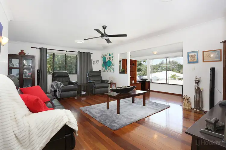 1 Jilpangi Crescent, Ashmore QLD 4214