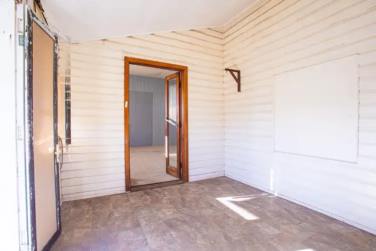 17-19 Dennis Street, Bell QLD 4408