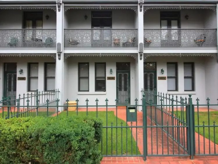 4/200 Fitzmaurice Street, Wagga Wagga NSW 2650