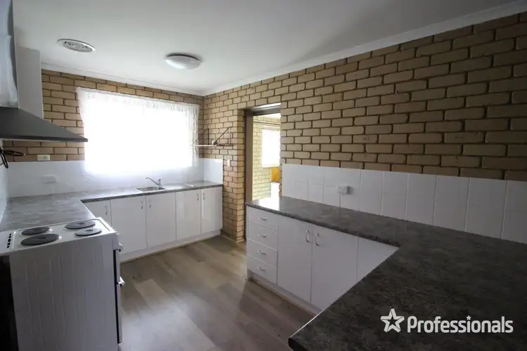 Second view of Homely flat listing, 2/21 Lampe Avenue, Wagga Wagga NSW 2650