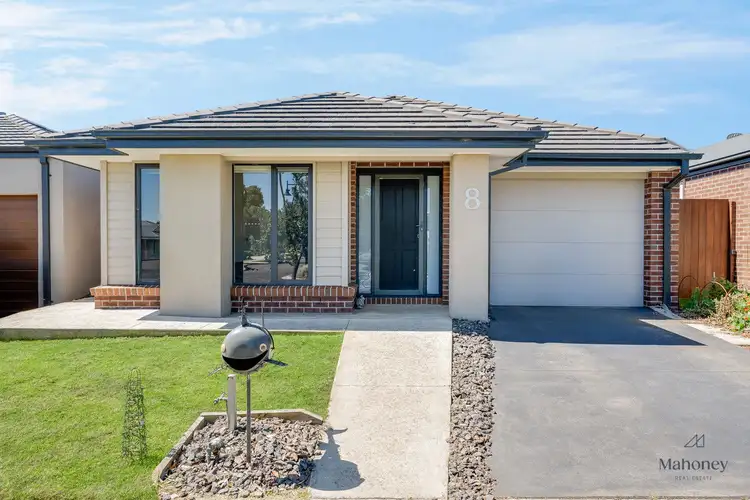 8 Yellowstone Avenue, Curlewis VIC 3222