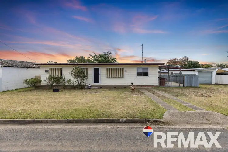 17 Ducker Street, Junee NSW 2663