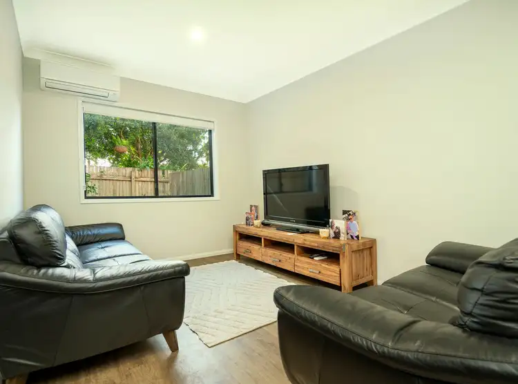 Fourth view of Homely semi-detached listing, 1/227a Alderley Street, Centenary Heights QLD 4350