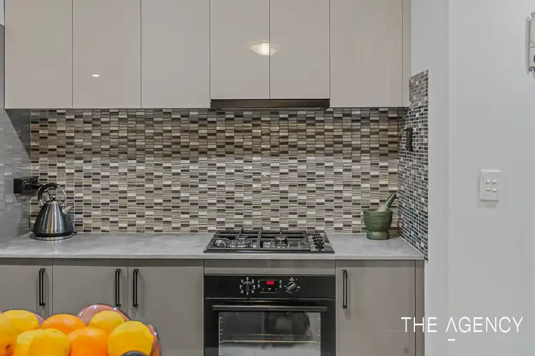 Fifth view of Homely townhouse listing, 48/1 Mariners Cove Drive, Dudley Park WA 6210